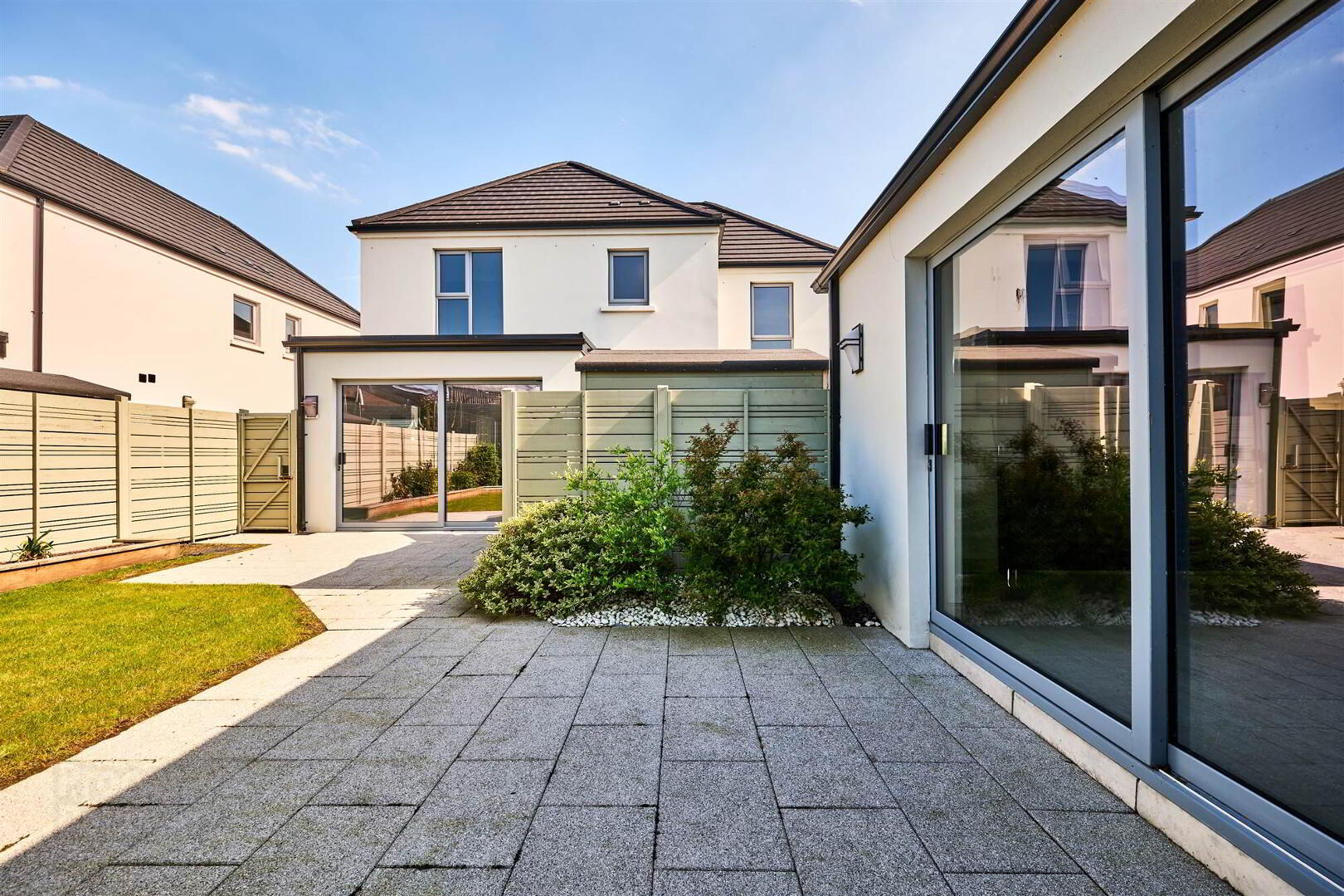 The Dunluce, 5 Nursery Mews 43 of 48