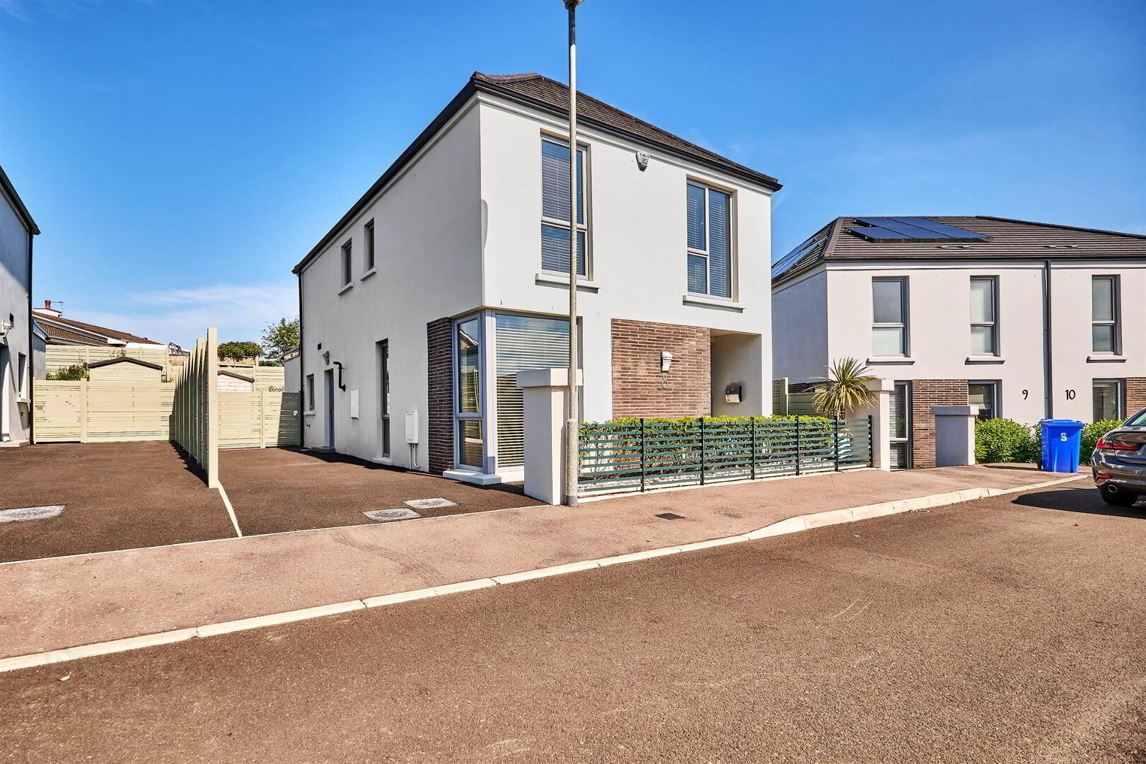 property description image