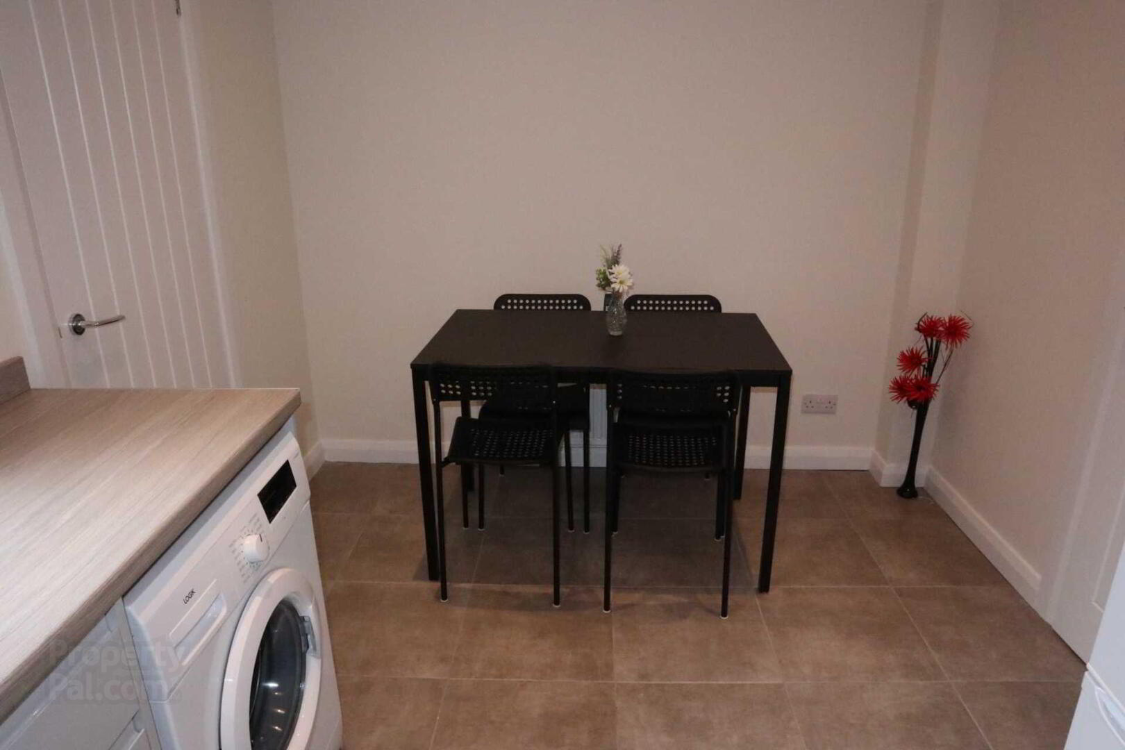 89 Tavanagh Street 4 of 11