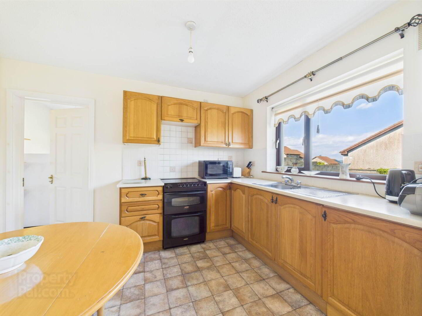 15 Lis Collins Avenue 5 of 12