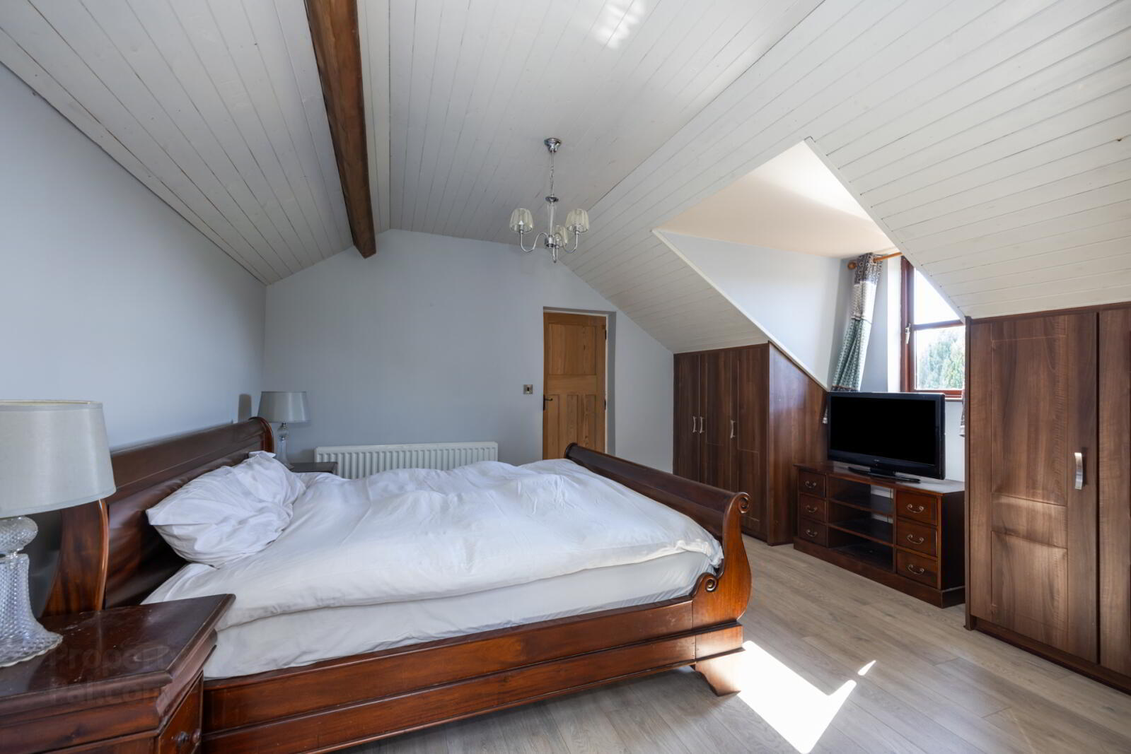 Cherryvale Farm, 22 Lisbarnet Road 30 of 84