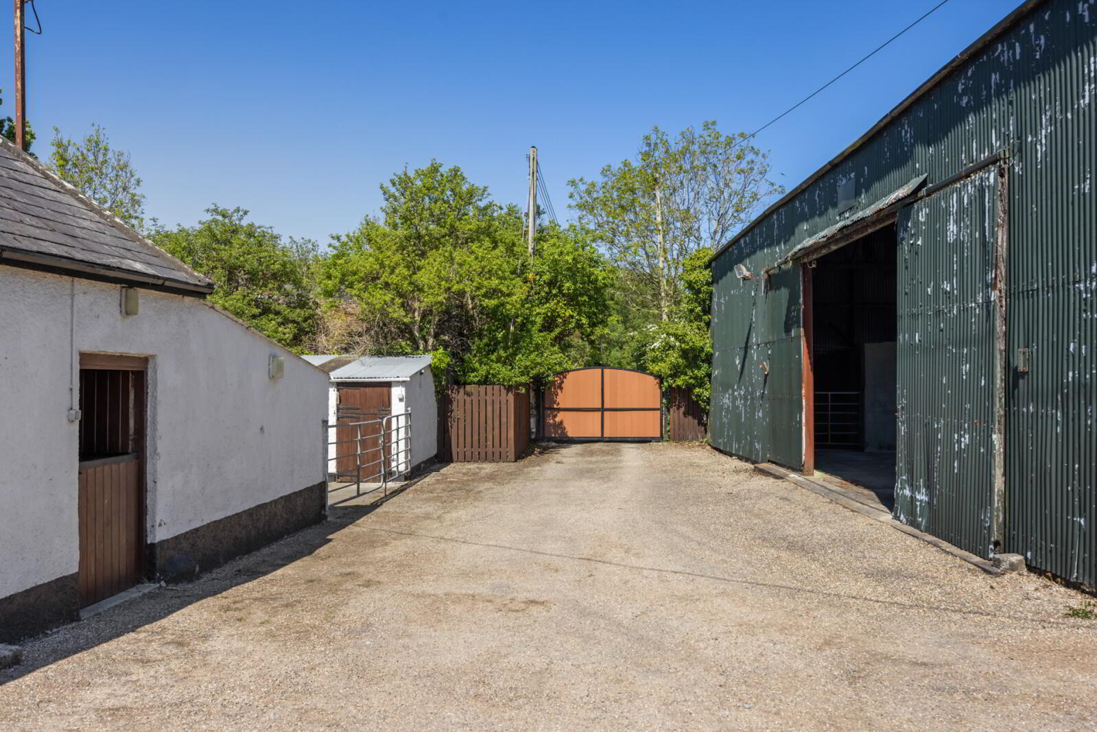 Cherryvale Farm, 22 Lisbarnet Road 73 of 84