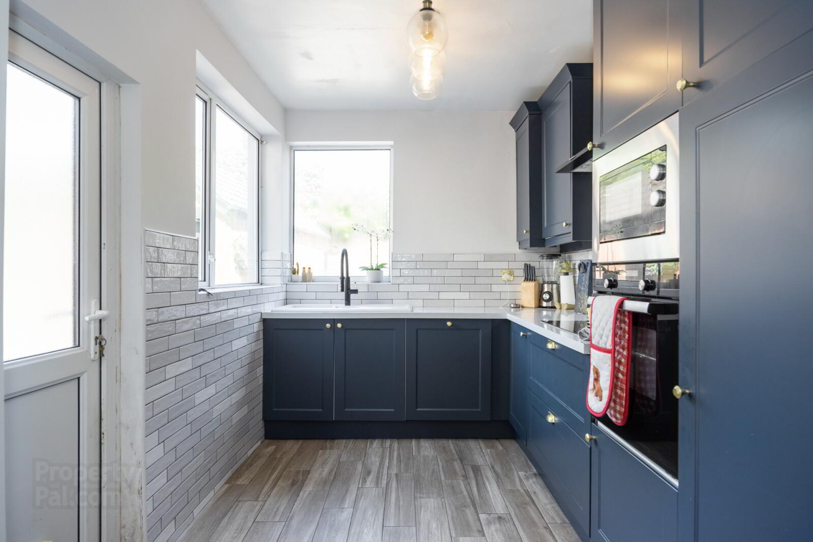 31 Salisbury Avenue 14 of 30