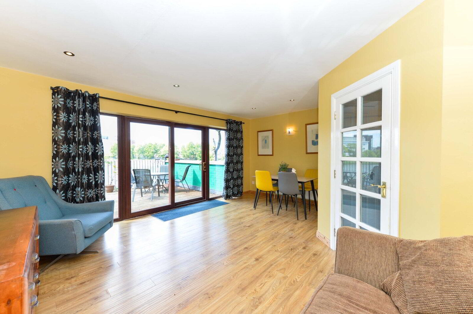 29 Ravenhill Reach 4 of 12