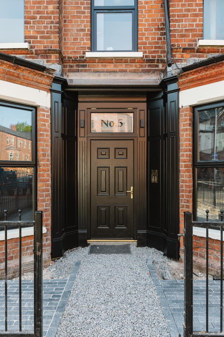 Apt 7, 5 Eglantine Place 3 of 16