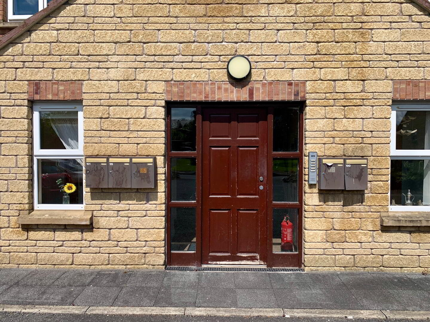 101 Alexandra Park 2 of 37