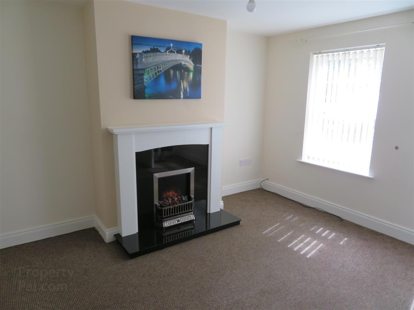 32 Windsor Hill 3 of 14