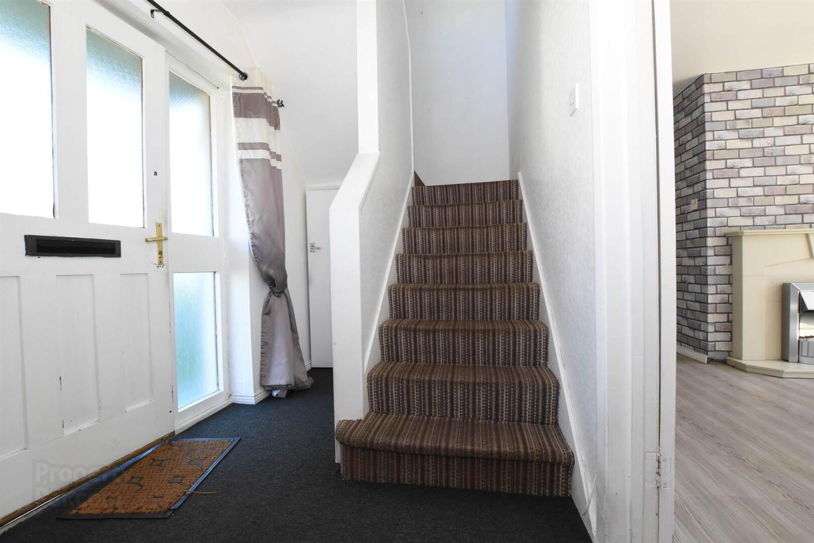 1 Rathmullan Drive 2 of 13