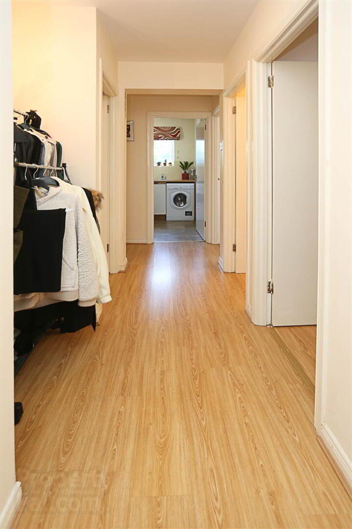 3 O'Neills Place 19 of 24