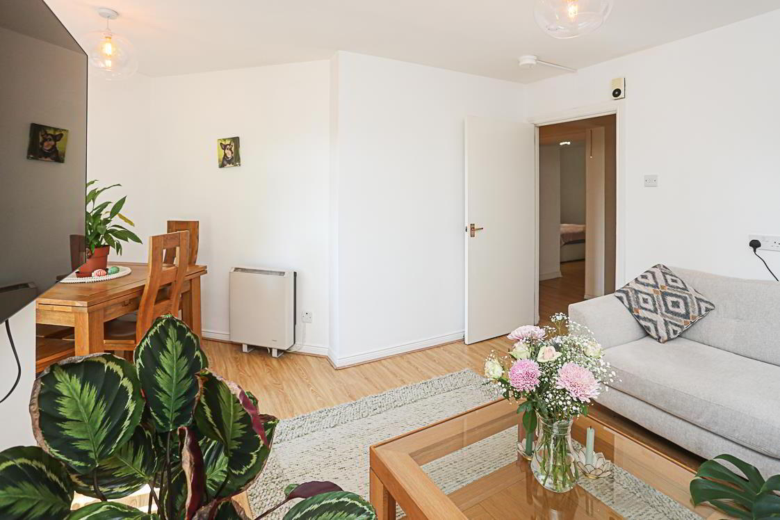 3 O'Neills Place 6 of 24