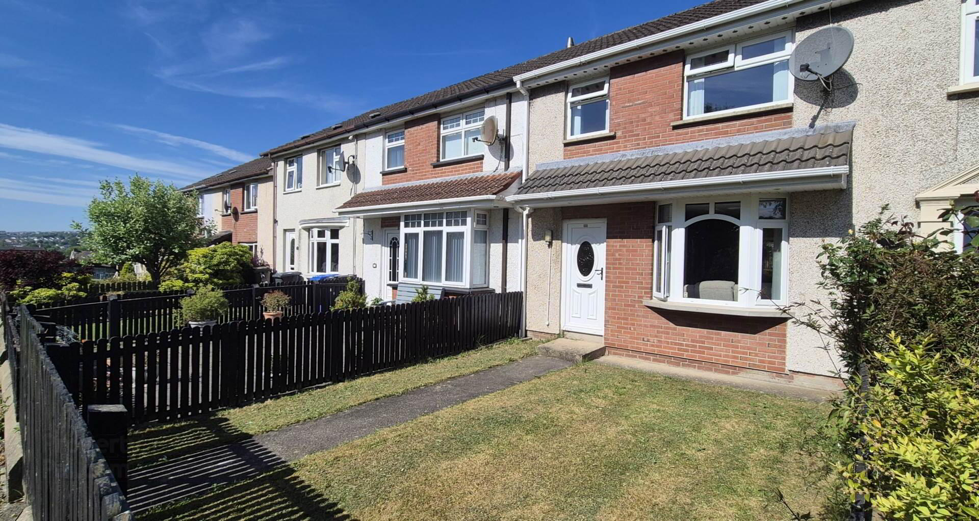 111 Carnhill 3 of 34