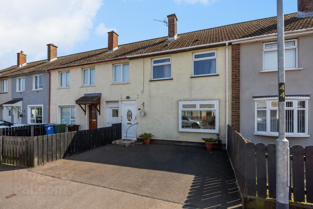92 Hornbeam Road 16 of 16