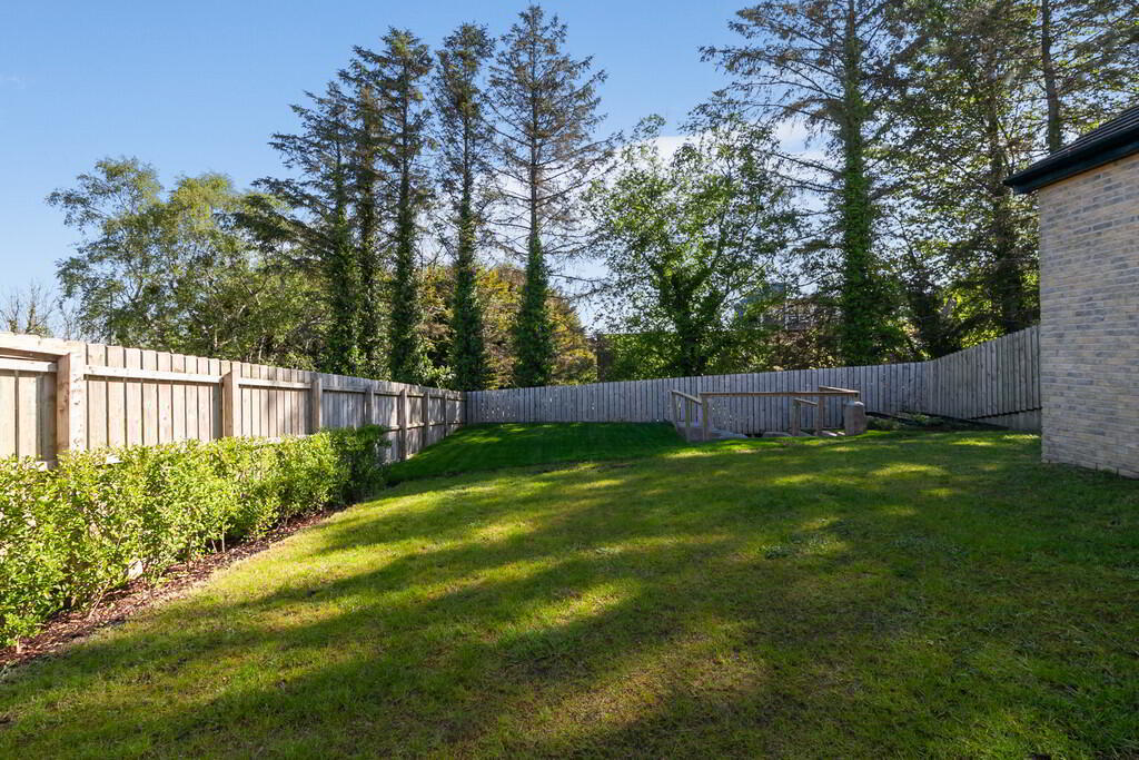12 Glen Manor Avenue 23 of 27