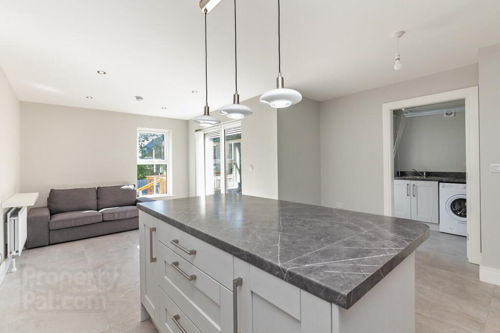 12 Glen Manor Avenue 8 of 27
