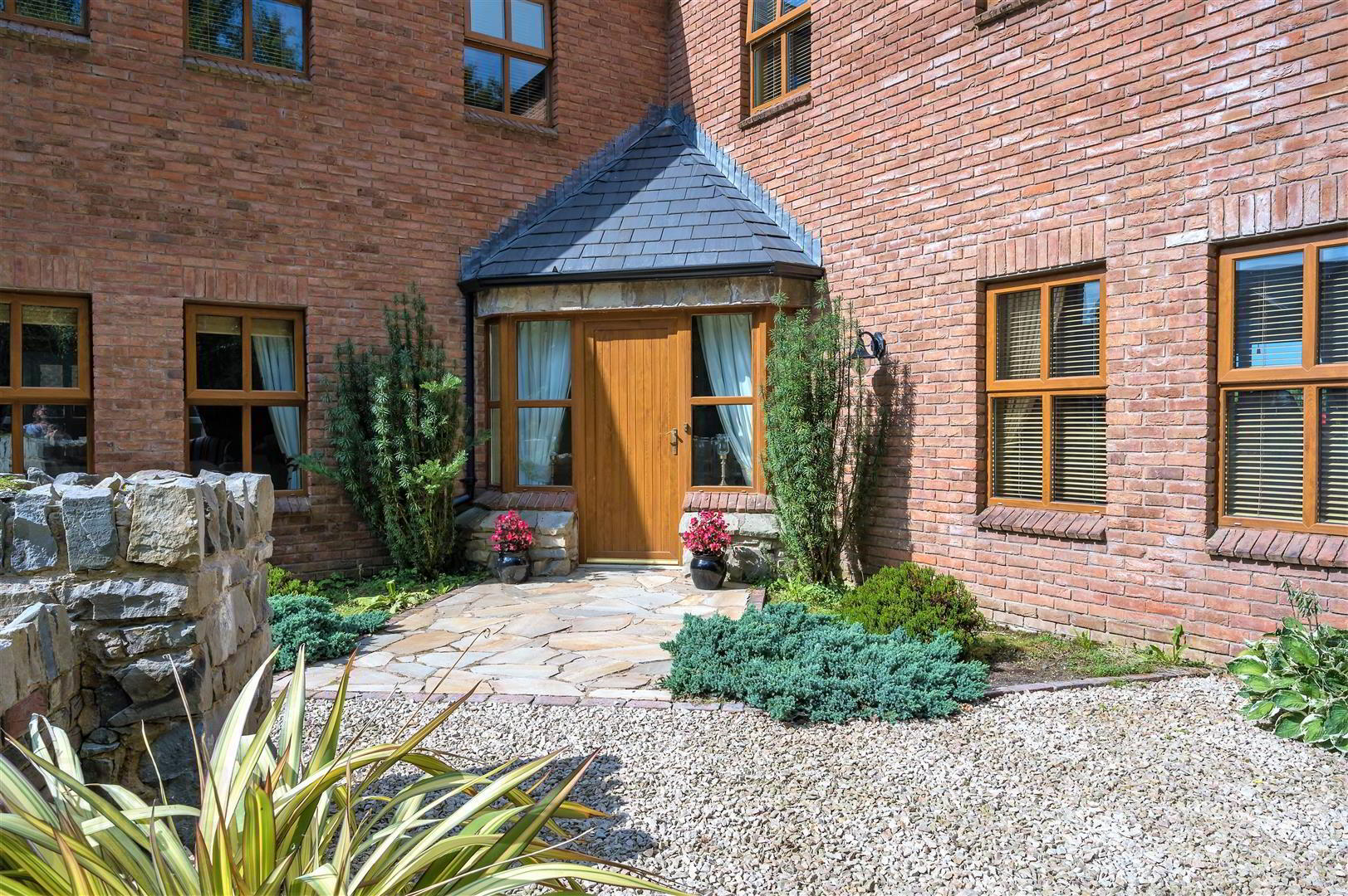 property description image