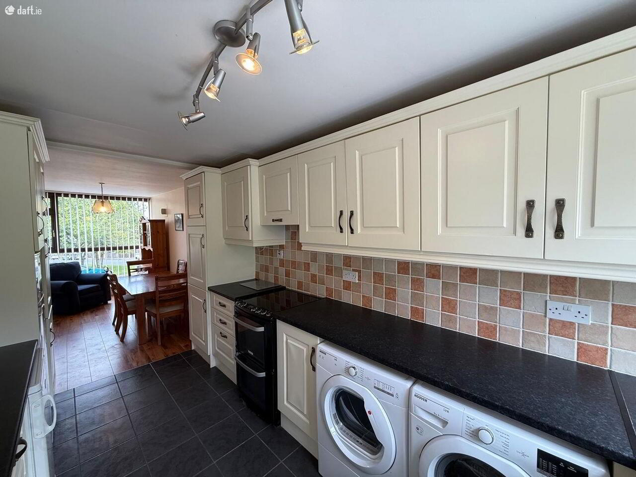 25 Calderwood Court 10 of 22