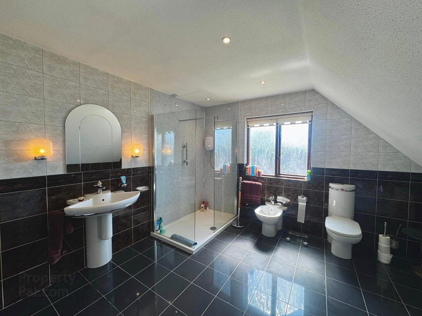 Ratheane House, 76a Charlotte Street 34 of 58