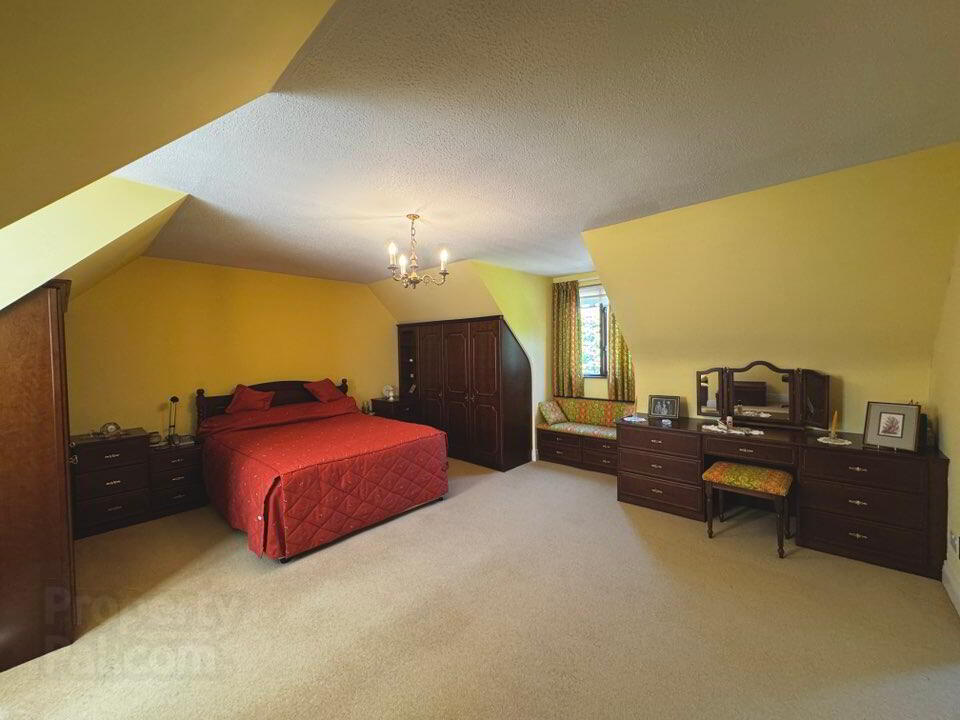 Ratheane House, 76a Charlotte Street 28 of 58