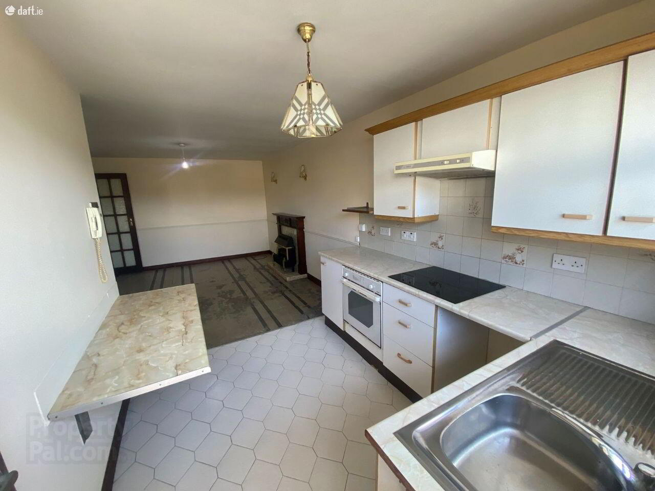 2a Rosecourt 3 of 12