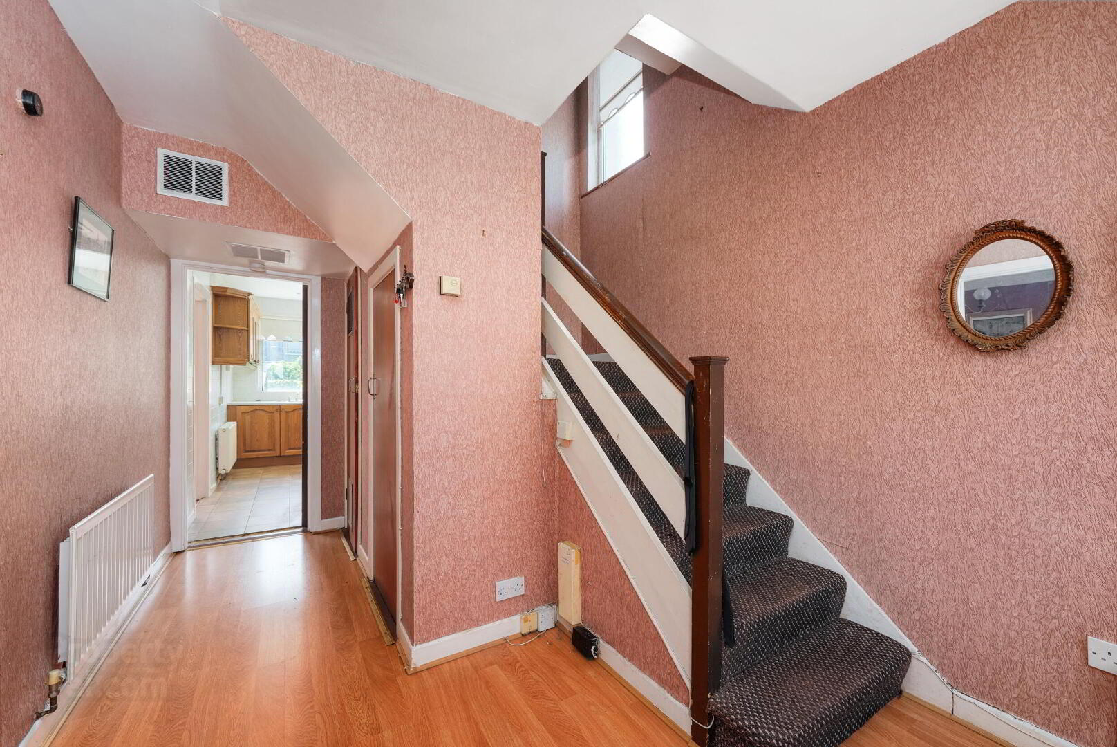 property description image