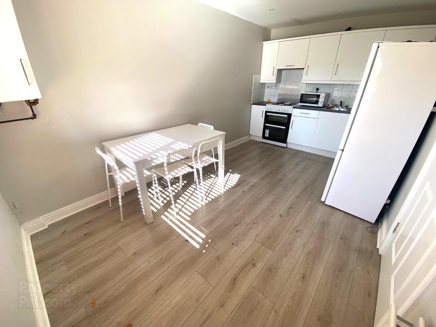 property description image