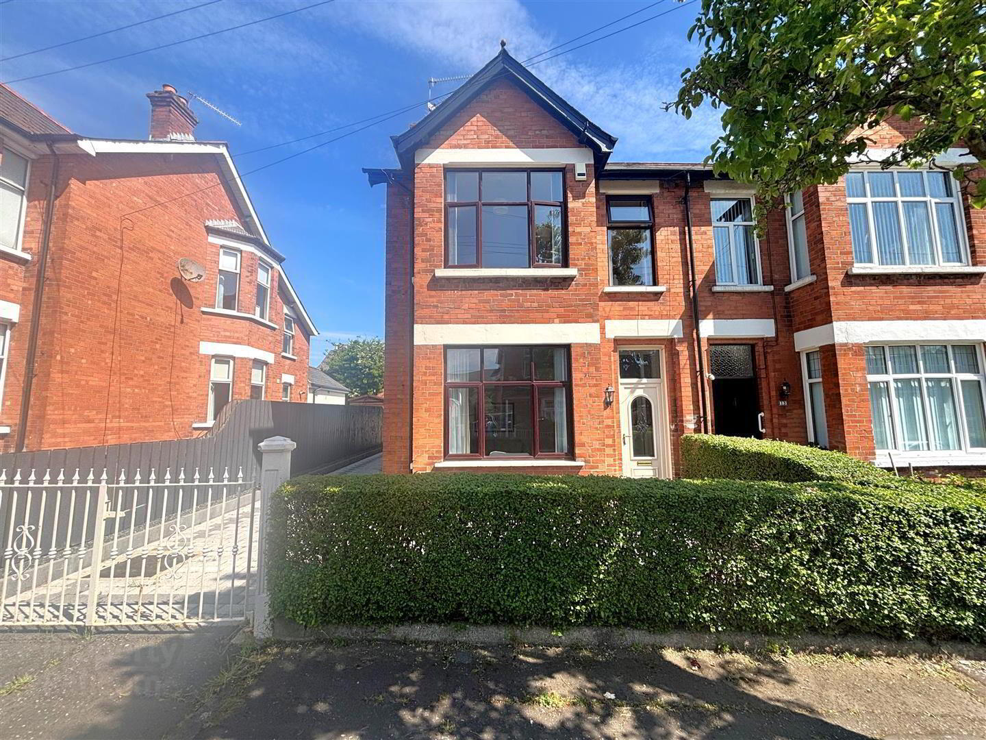 property description image
