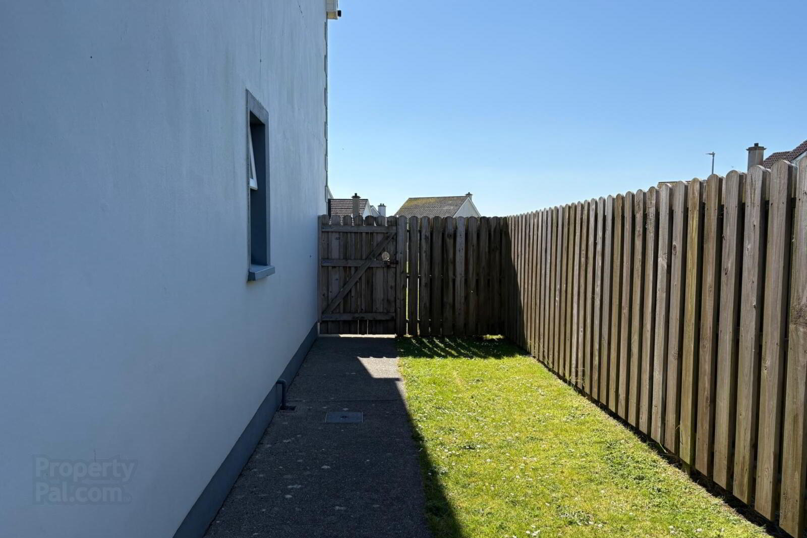 68 Cluain Ard 33 of 33