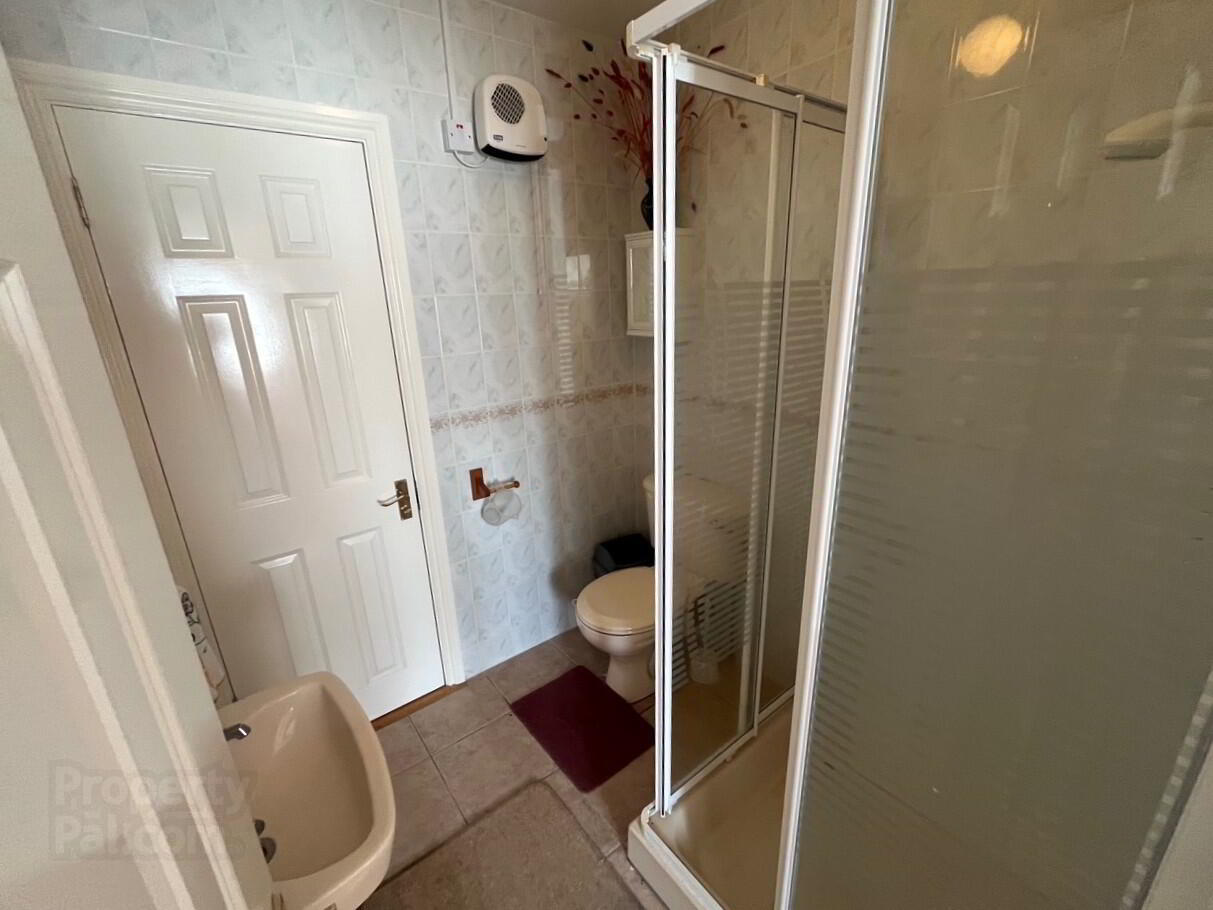 12 Rosebury Court 11 of 14