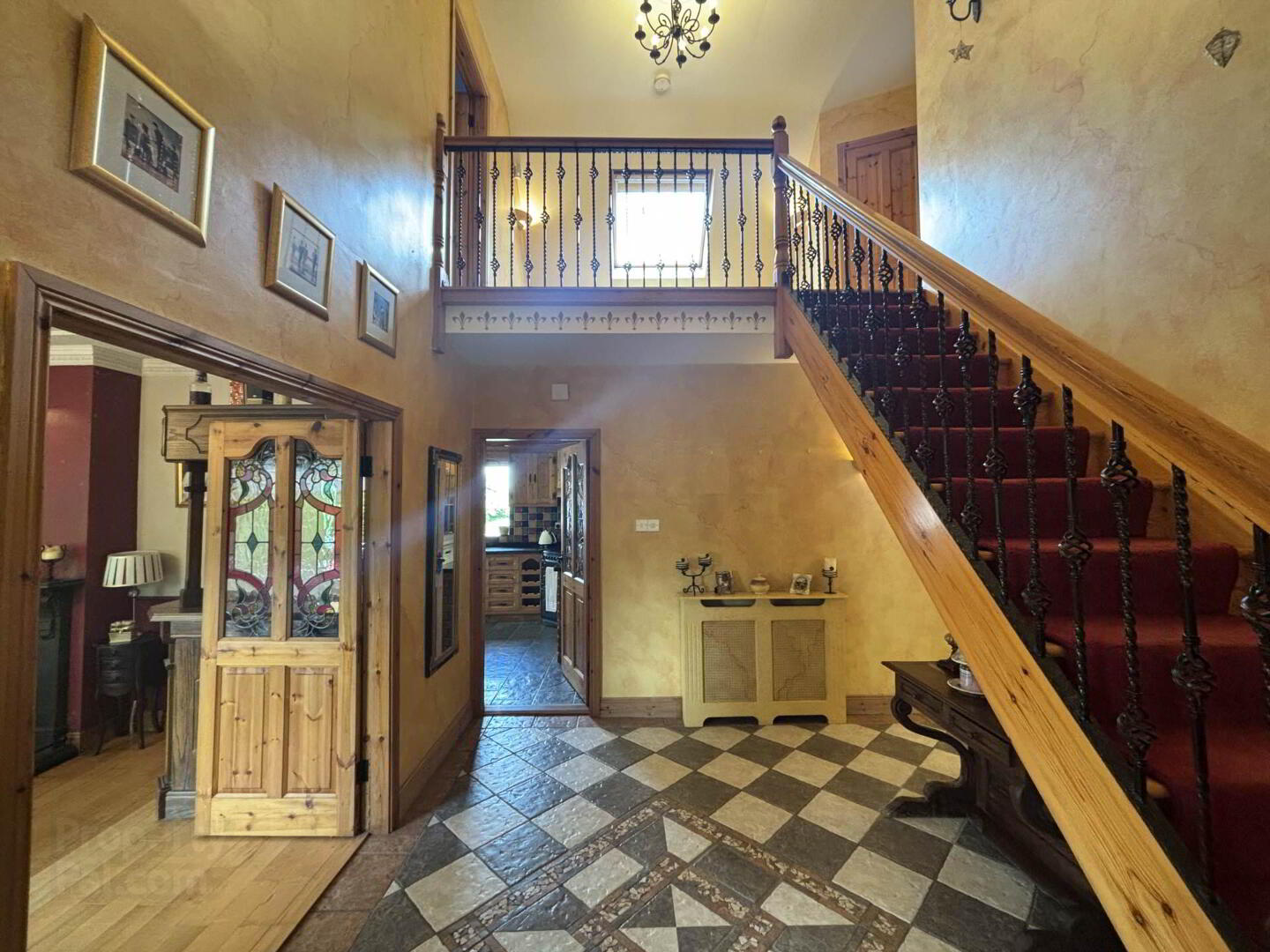 property description image