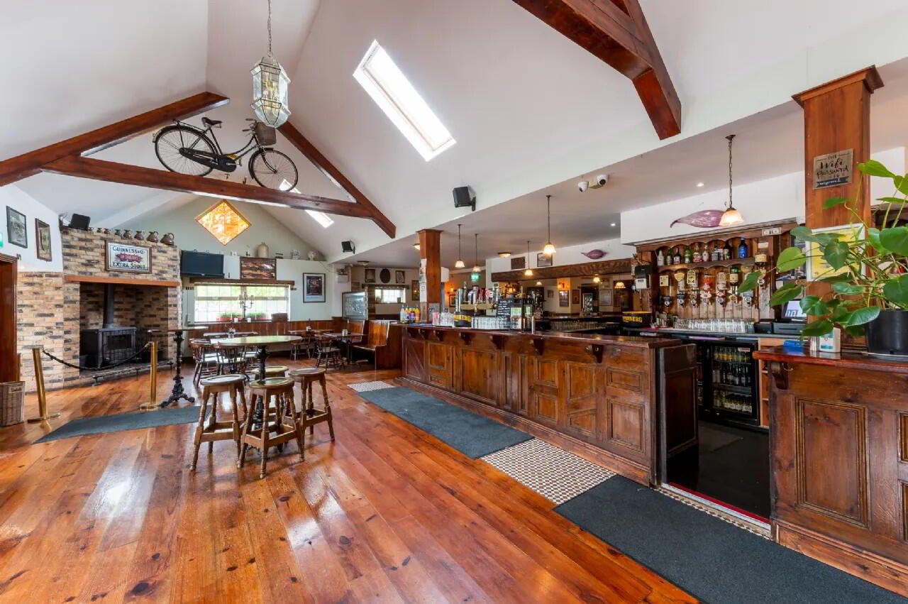 The Holy Cross Bar, & Restaurant 7 of 29