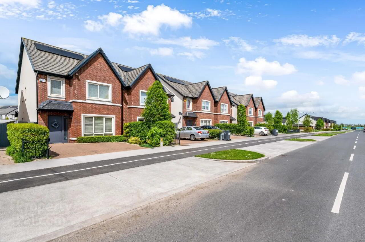 19 Willow Way 3 of 24