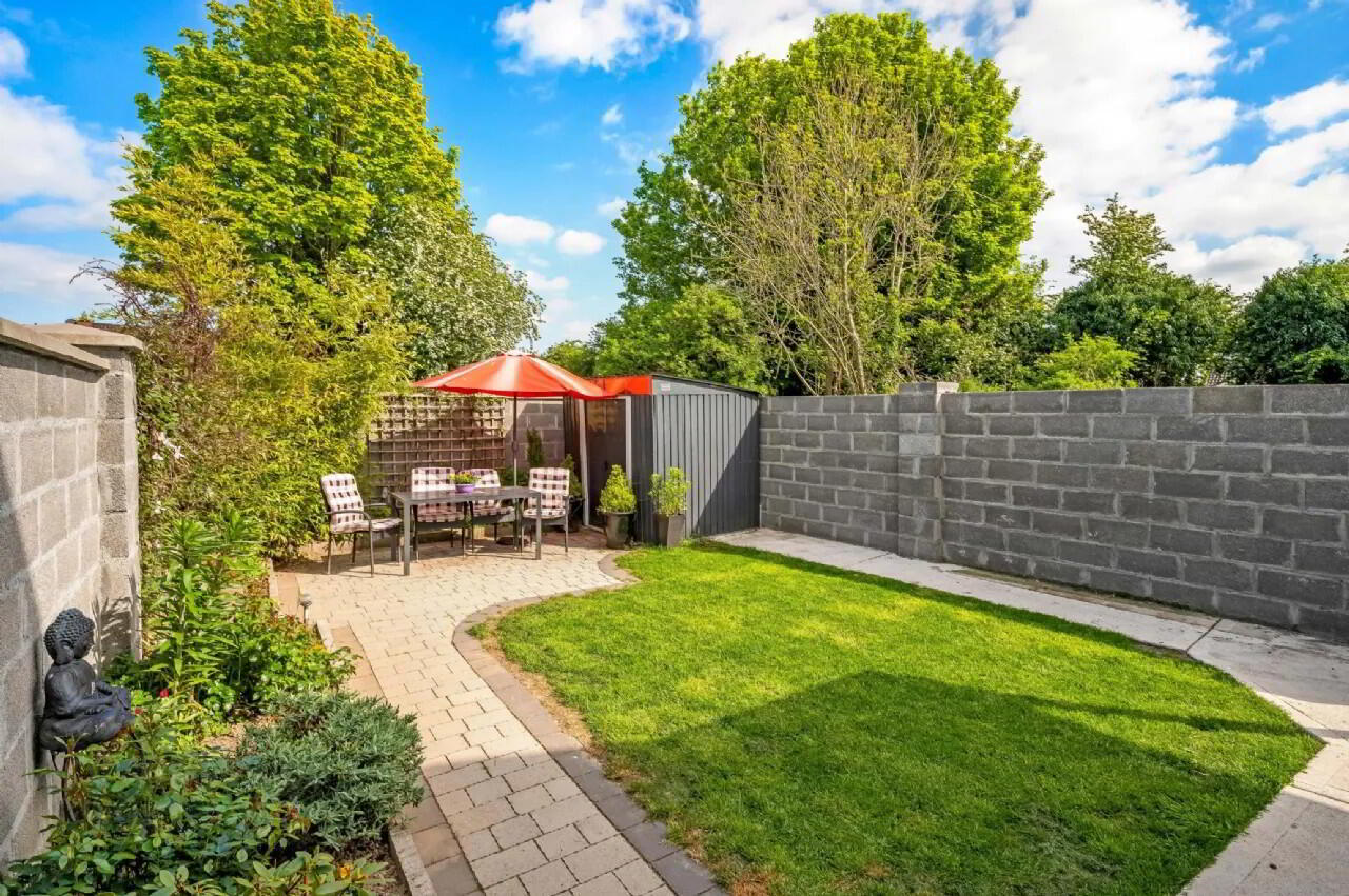 2 Stonebridge Avenue 15 of 17