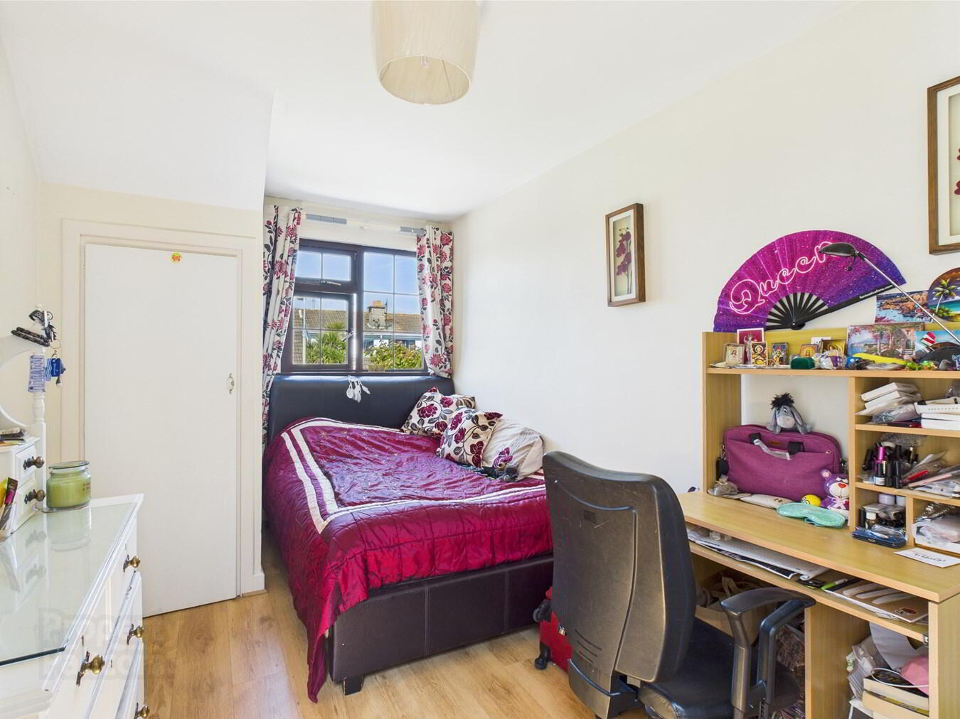 70 Elm Park 18 of 33