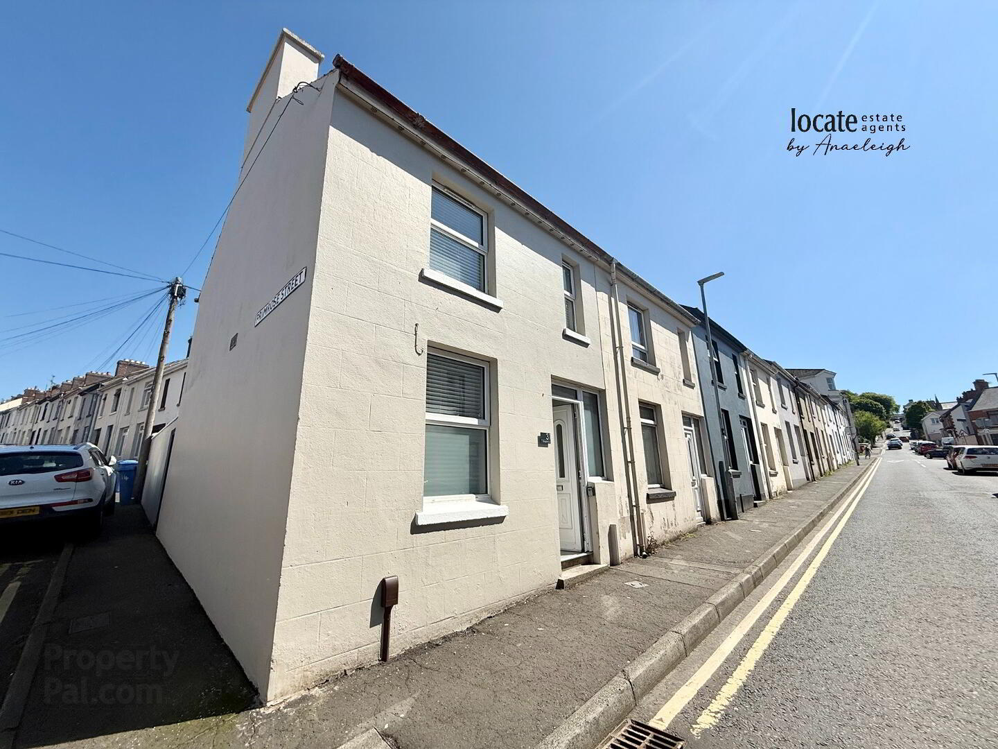 31 Chapel Road 1 of 16