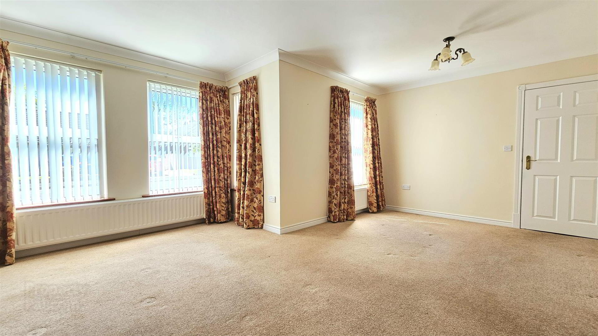 3 Rose Court 5 of 12