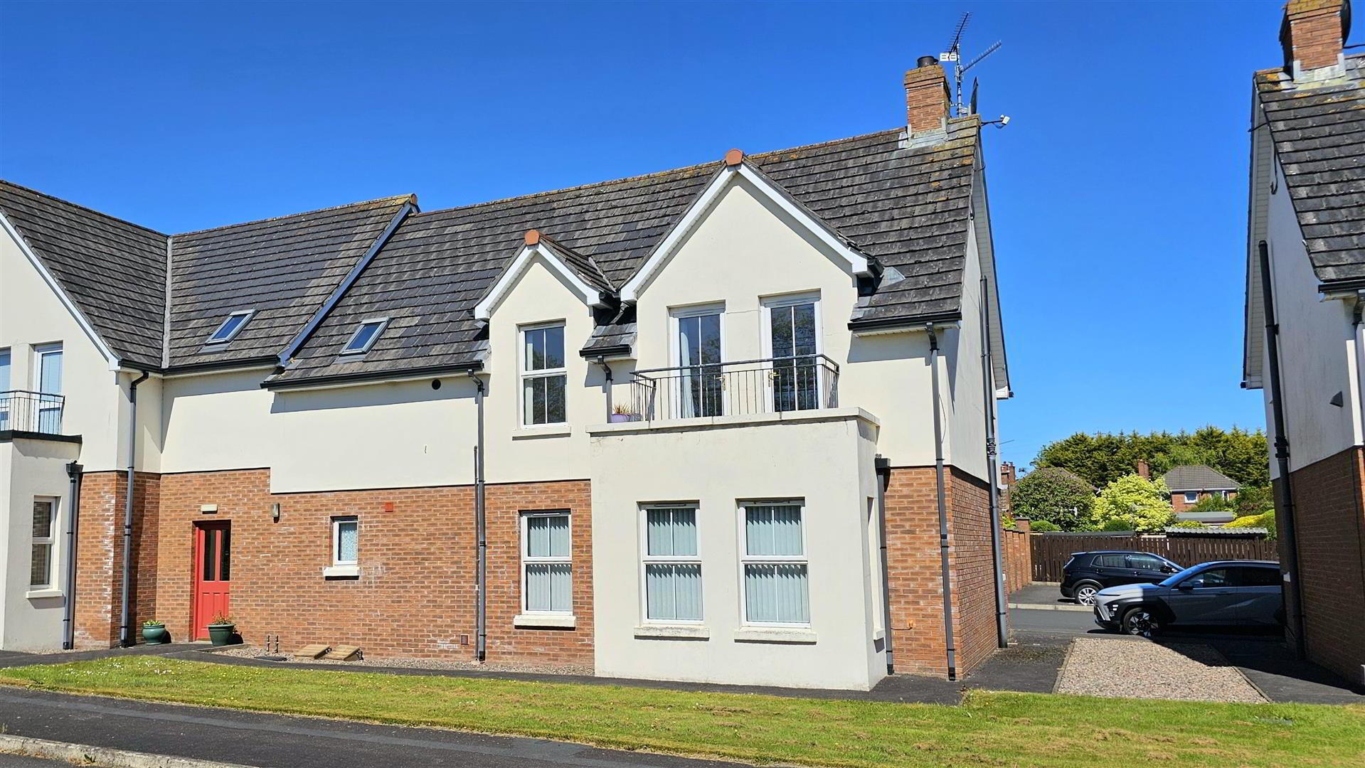 3 Rose Court 1 of 12