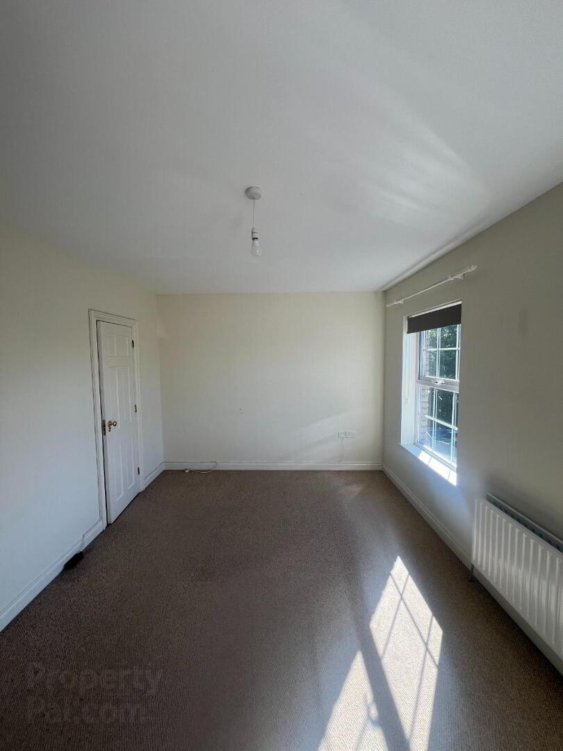 11 Glebe Crescent 9 of 14