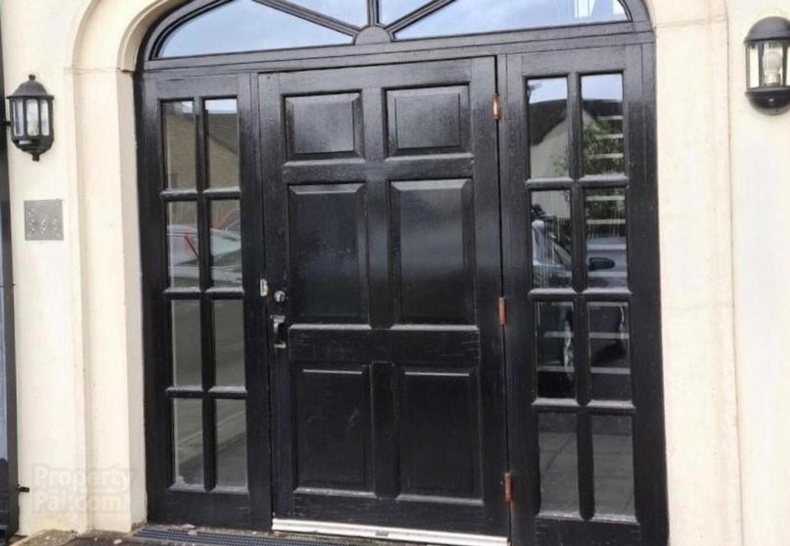 property description image