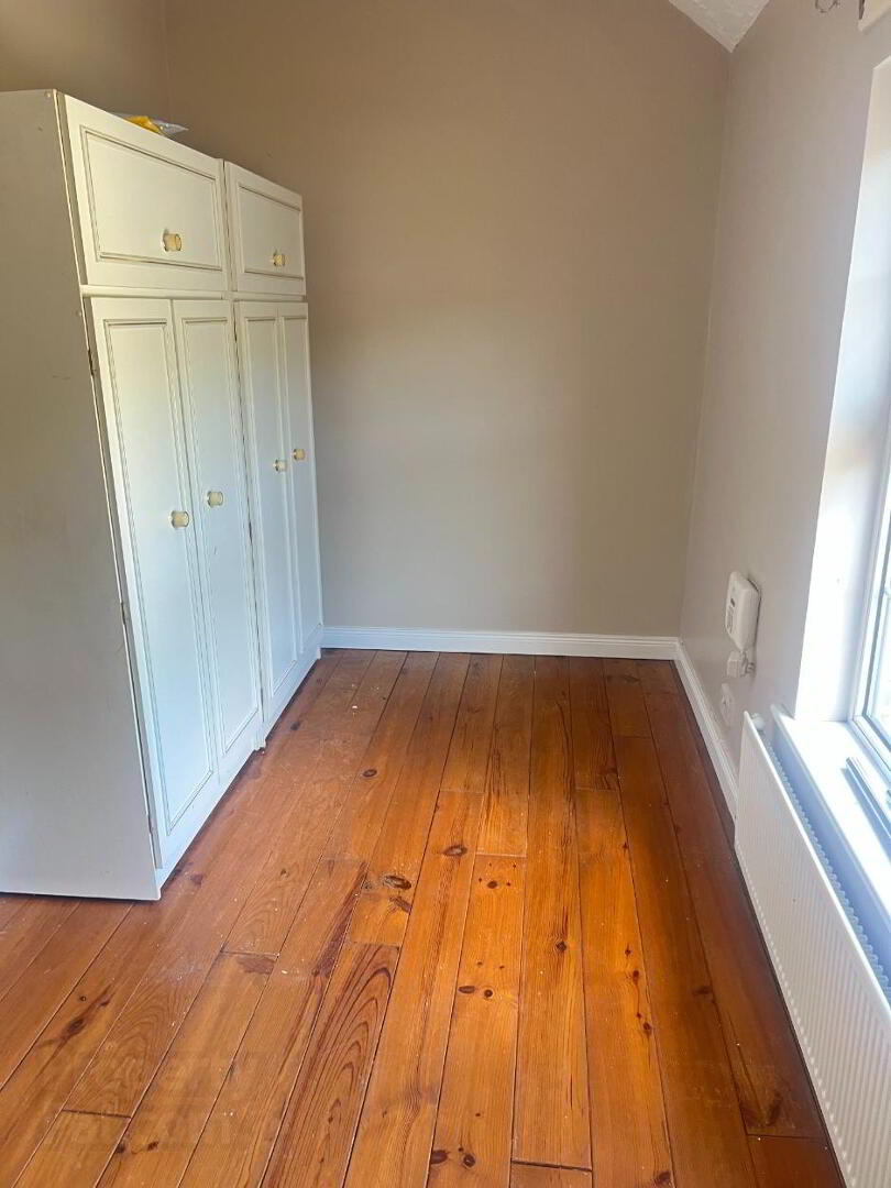 16 O'Neill Avenue 7 of 10