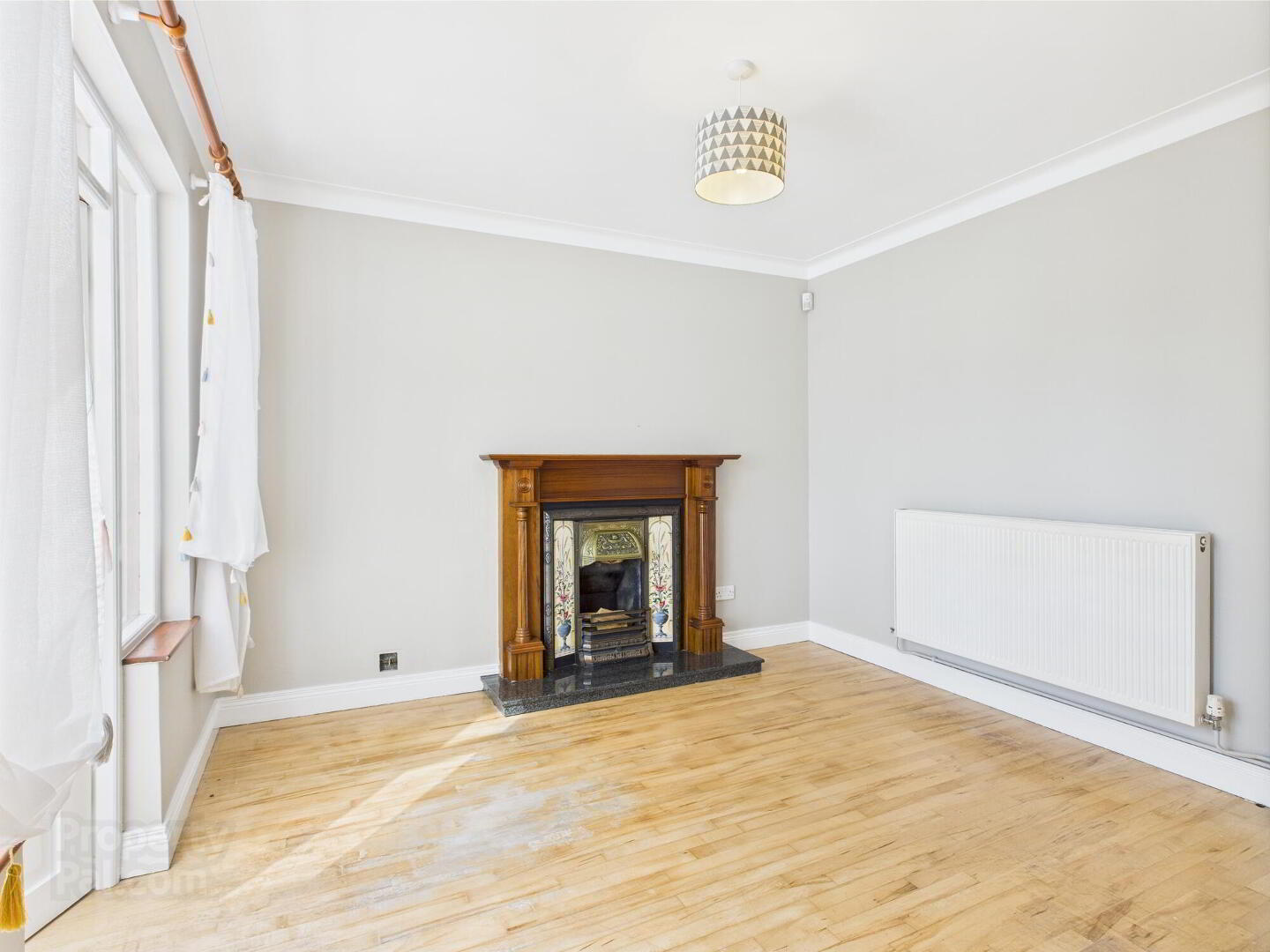 property description image