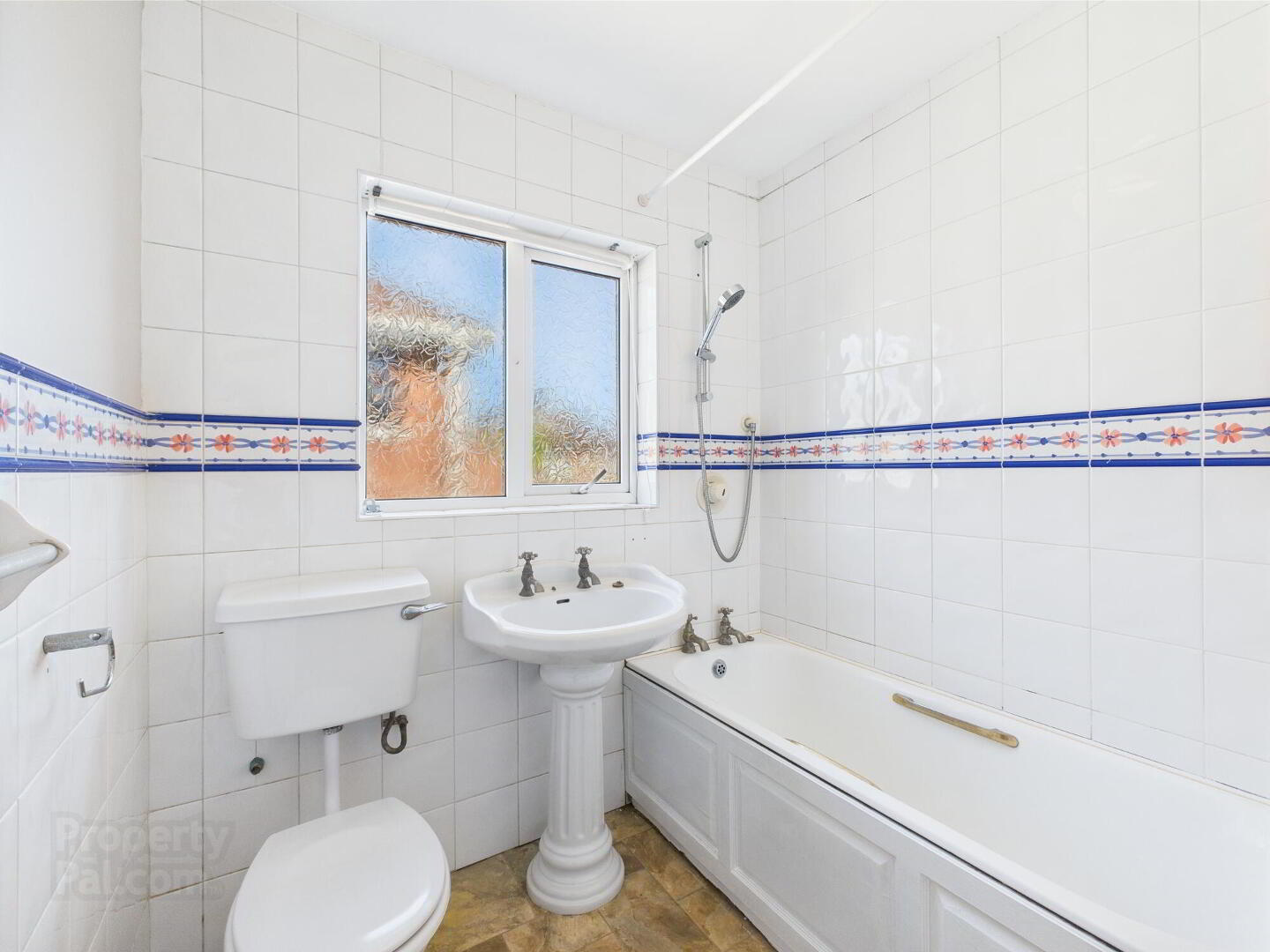 25 Glenholm Crescent 11 of 18