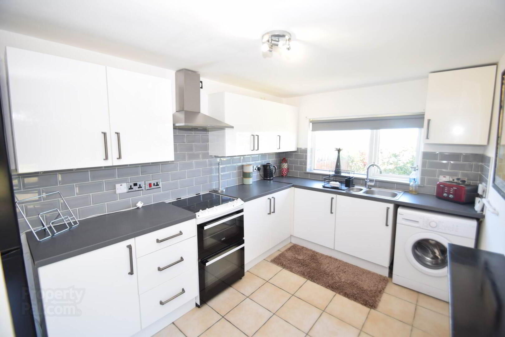 67 Carntall Road 5 of 16