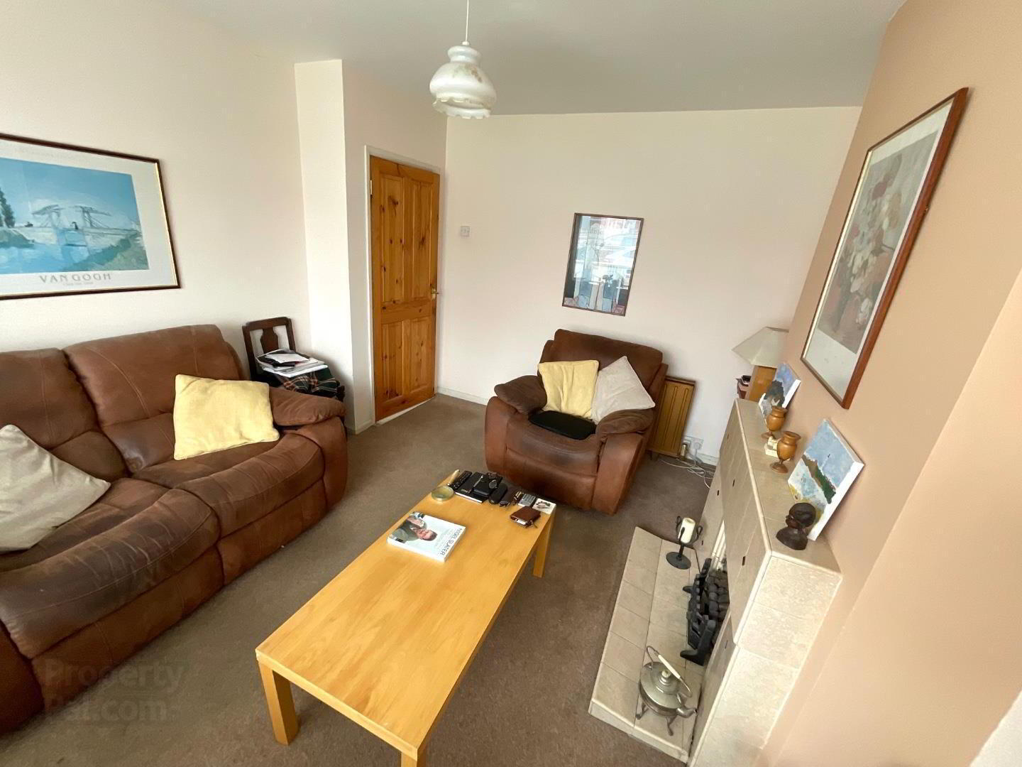 43 Lyndhurst Drive 3 of 12