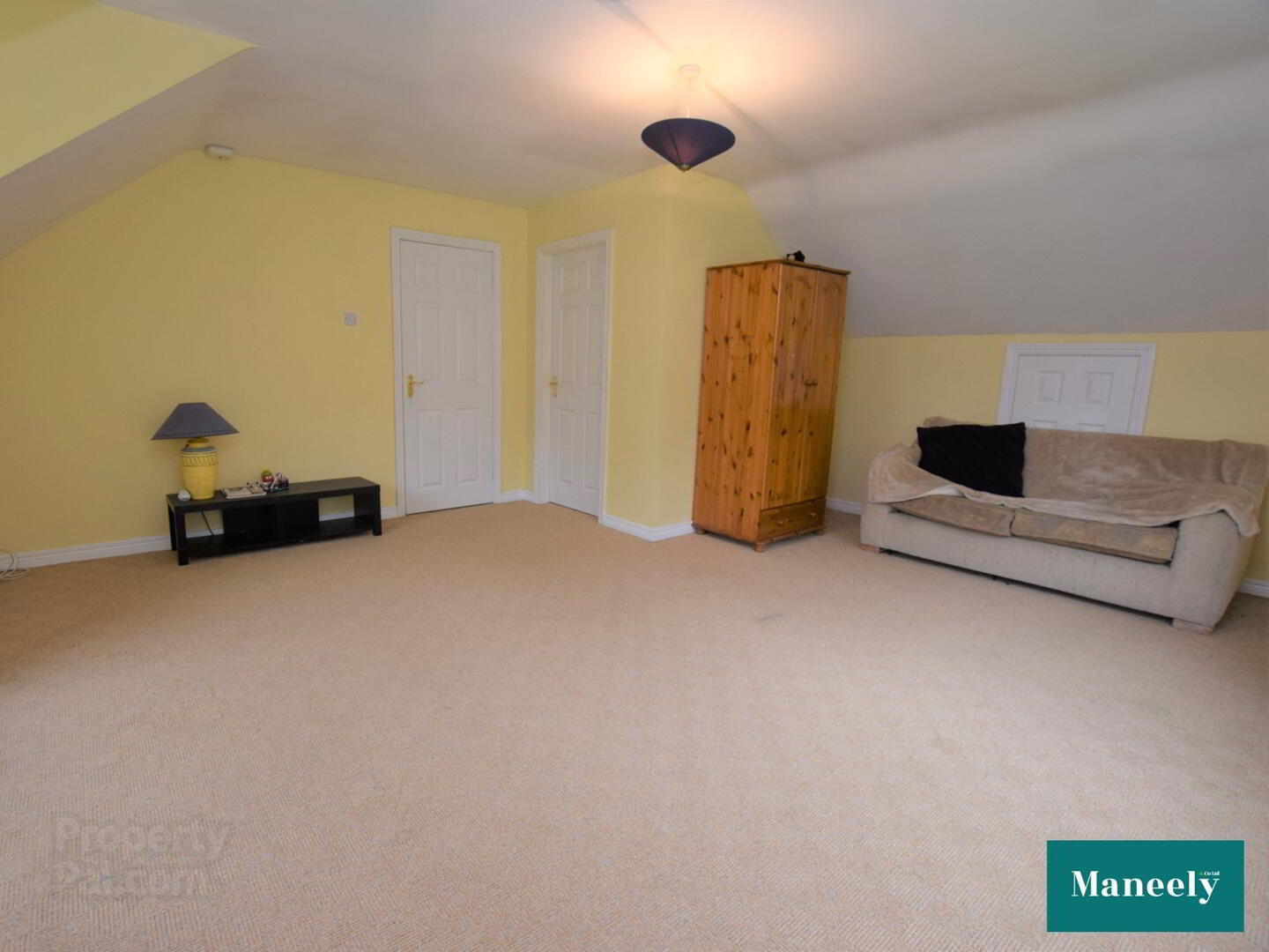 Room For Rent, Mullaghmarget Road 3 of 9