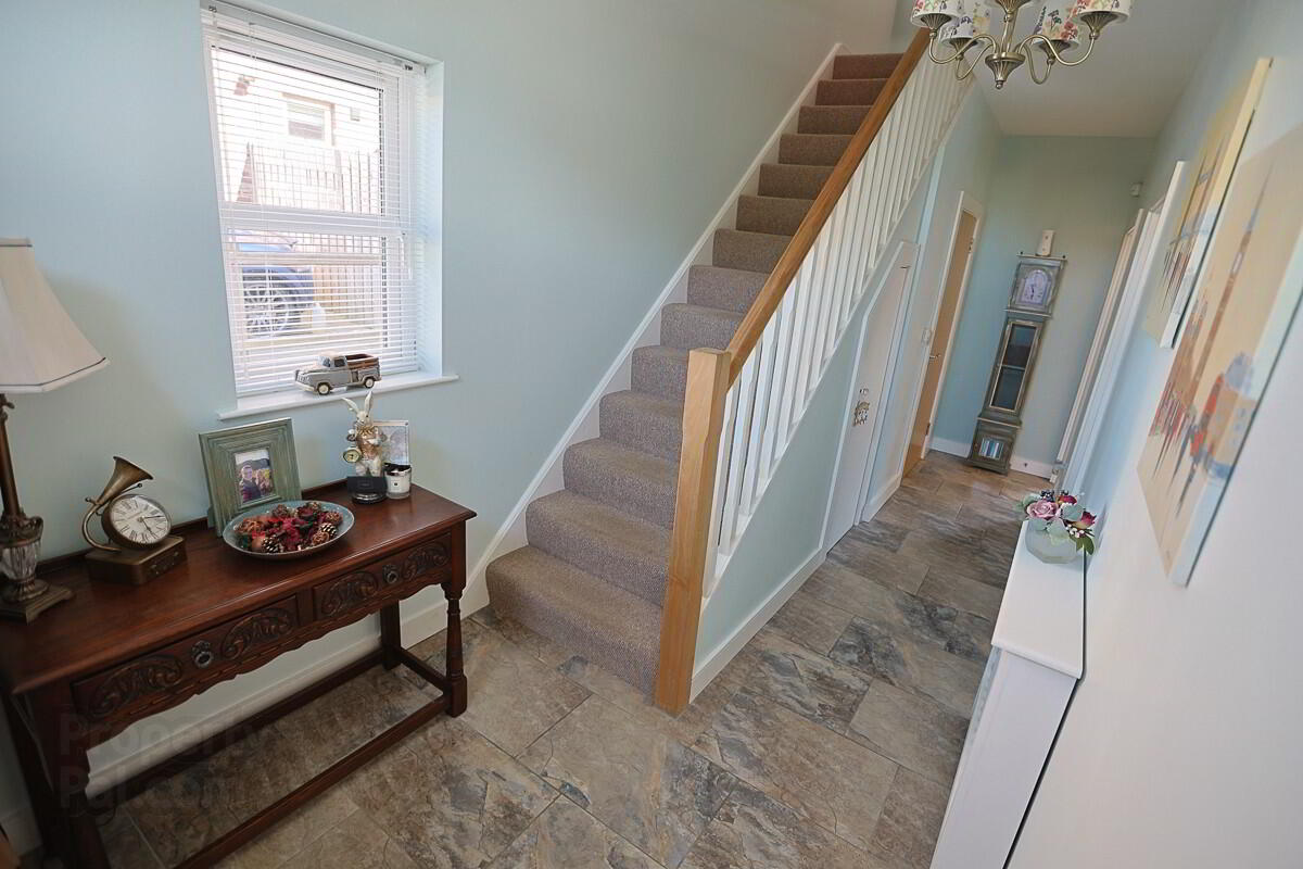 15 Ayrshire Avenue 4 of 52