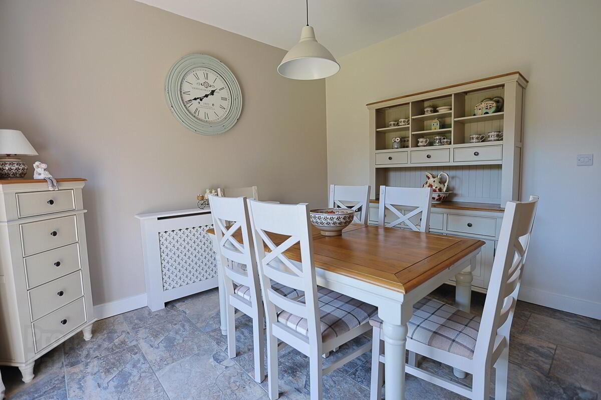 15 Ayrshire Avenue 13 of 52