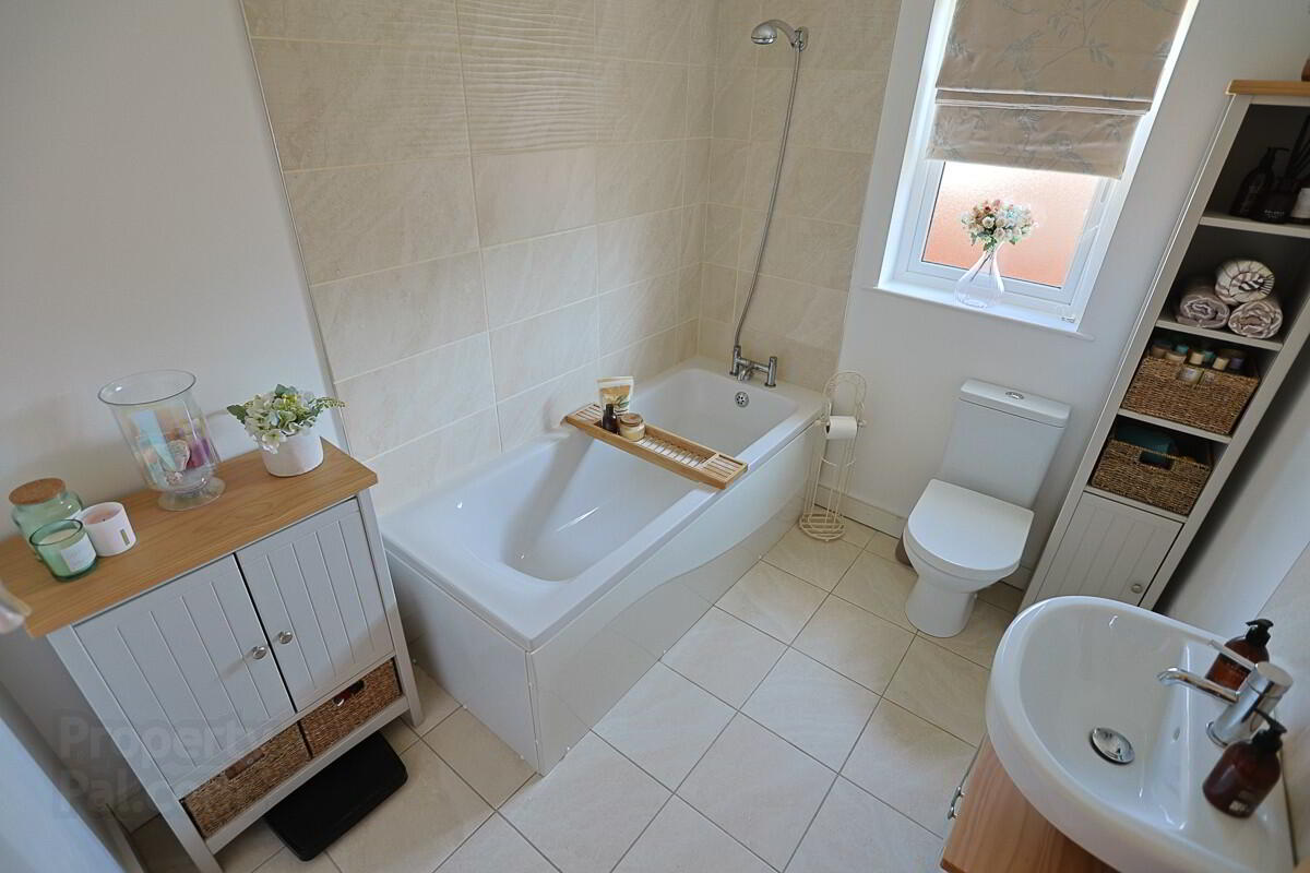 15 Ayrshire Avenue 43 of 52