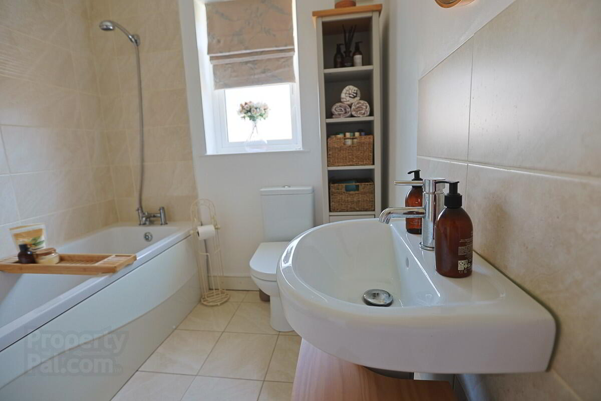 15 Ayrshire Avenue 44 of 52
