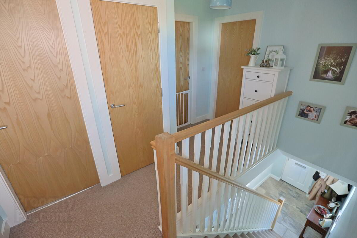 15 Ayrshire Avenue 24 of 52