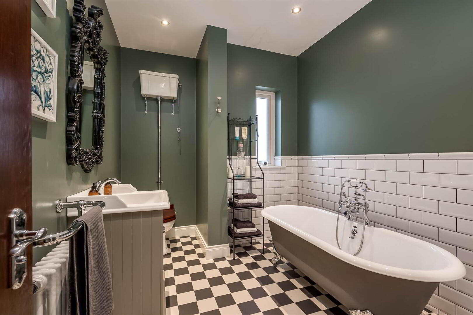 72 Ballybarnes Road 7 of 38